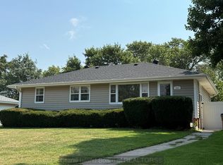 1420 8th St, Aurora, NE 68818