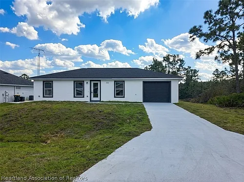 312 Condor Ave Photo 1