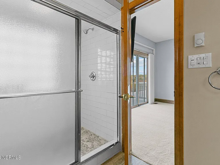 867 Castleberry Ct — Photo 16