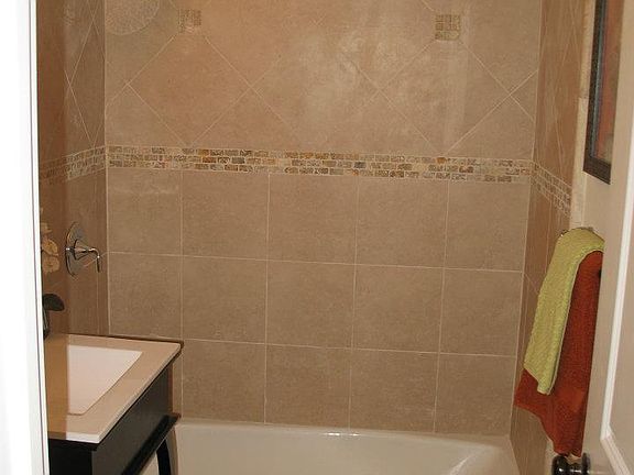 2nd image of 7527 Penfield Ave