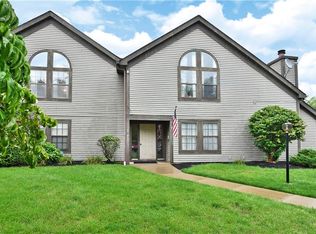 3871 Northwoods Ct NE UNIT 5, Warren, OH 44483