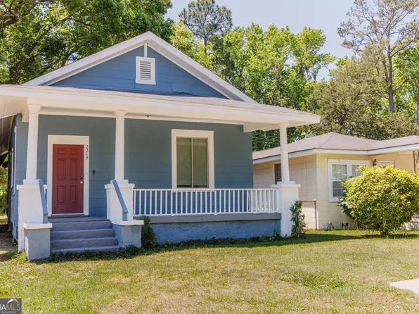 2217 Bolling St, Savannah, GA 31404