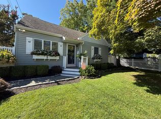 124 Smith Avenue, Islip, NY 11751