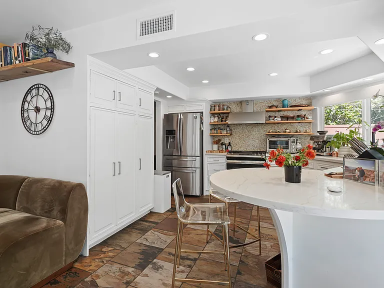 2355 Stormcroft Ct — Photo 12