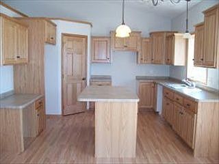 4th image of 405 Dukes Ct