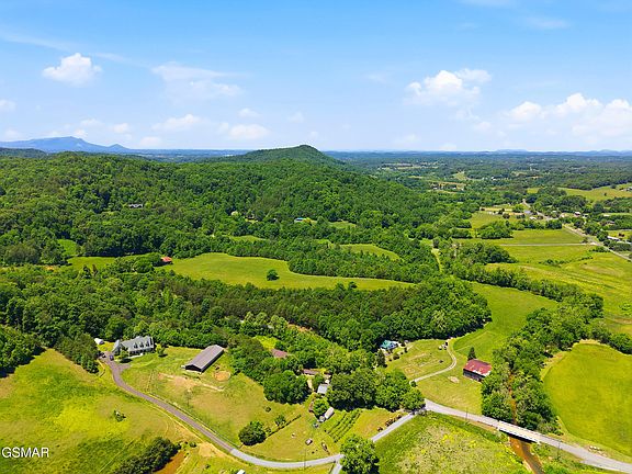 56th image of 1319 Licklog Hollow Rd