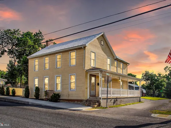 1 N High St, Newburg, PA 17240