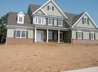 377 Wheatfield Dr, Lititz, PA 17543