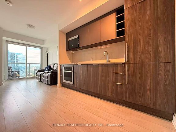 4th image of 2031 Kennedy Rd #1719