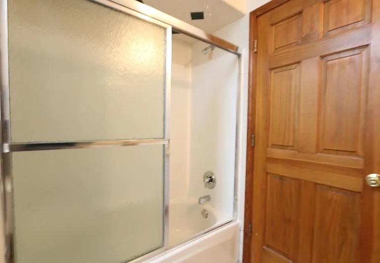 1257 W Flournoy St #4F — Photo 19