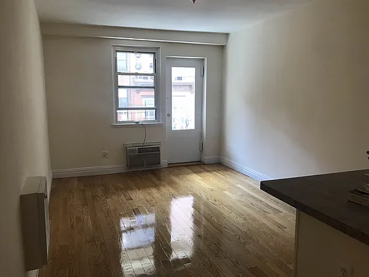 Rented by RV Realty | media 8