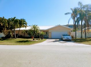 800 Glouchester St, Boca Raton, FL 33487