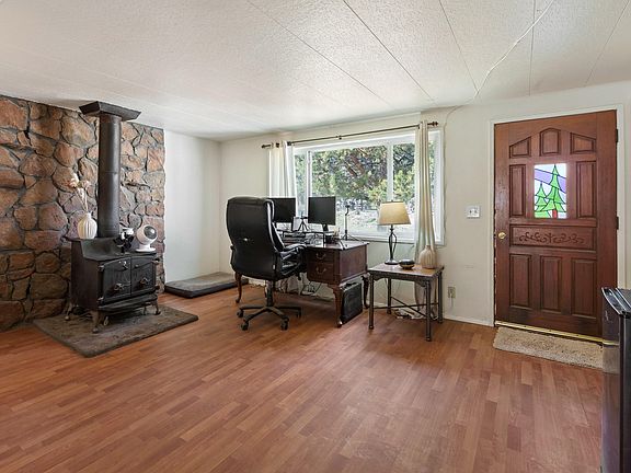 5th image of 64904 Rimrock Dr