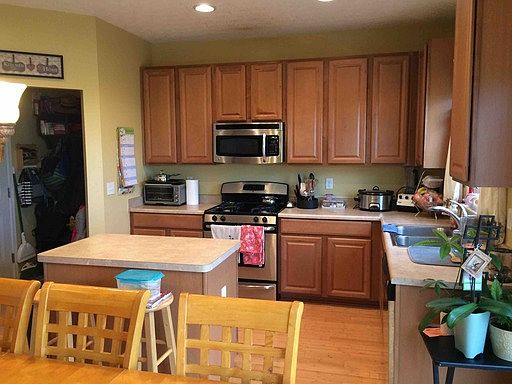 2nd image of 2724 Laurelwood Ct