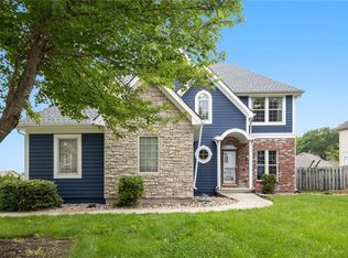 501 SW Foot Hill Dr, Grain Valley, MO 64029