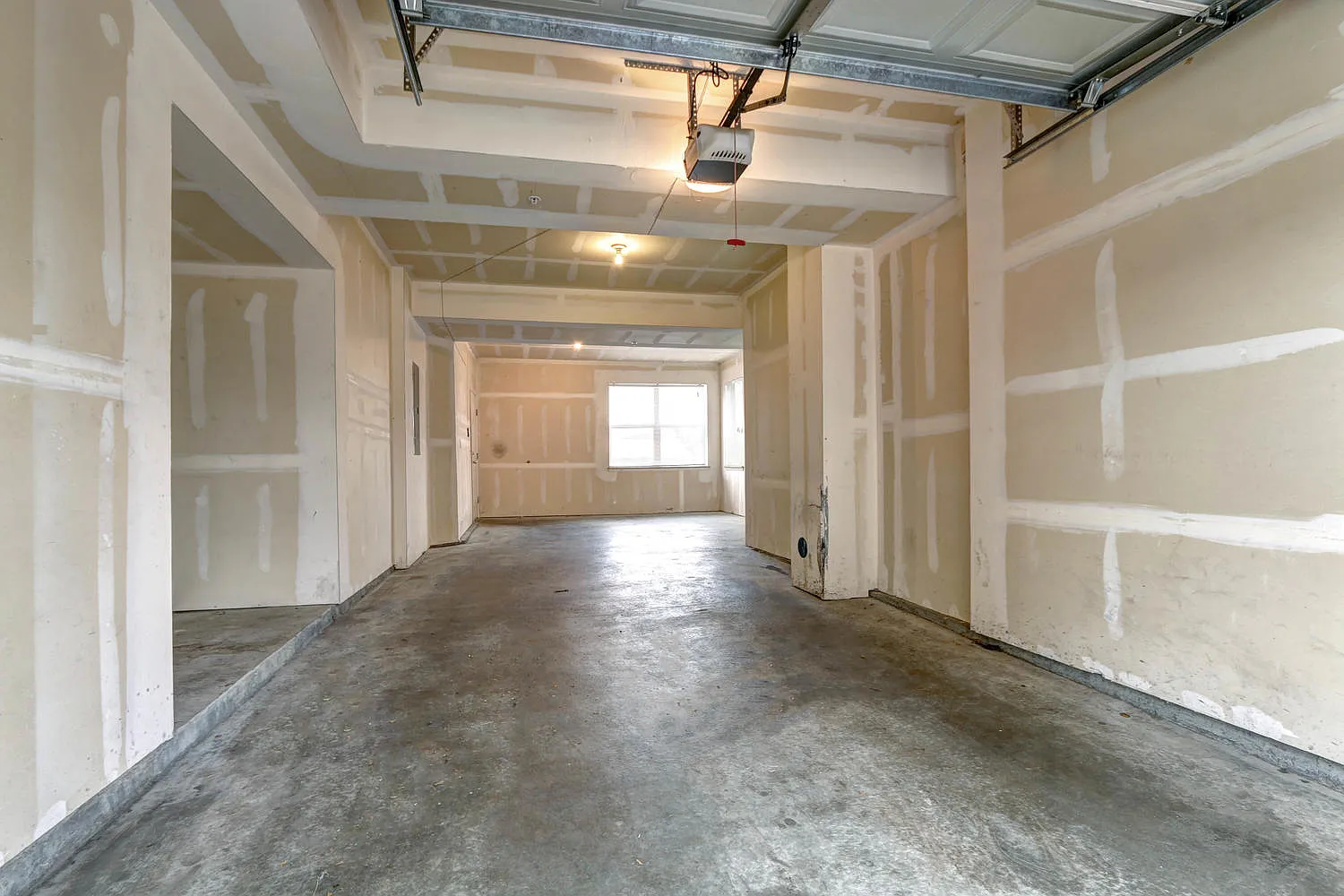 2 bed, 1450 sqft, $2,395 — Photo 4