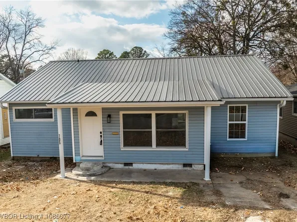 705 N 41st St, Fort Smith, AR 72903