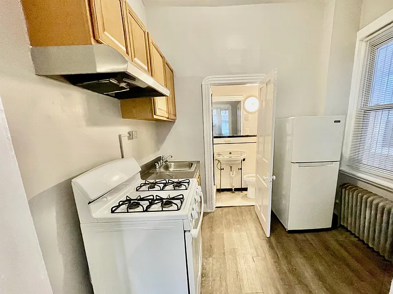1234 W Allegheny Ave #1F — Photo 4