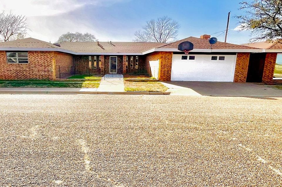 419 E Jackson St, Levelland, TX 79336 MLS 202403860 Zillow