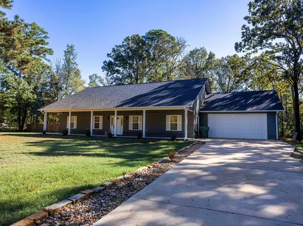 8507 Benmor Dr, Pine Bluff, AR 71603