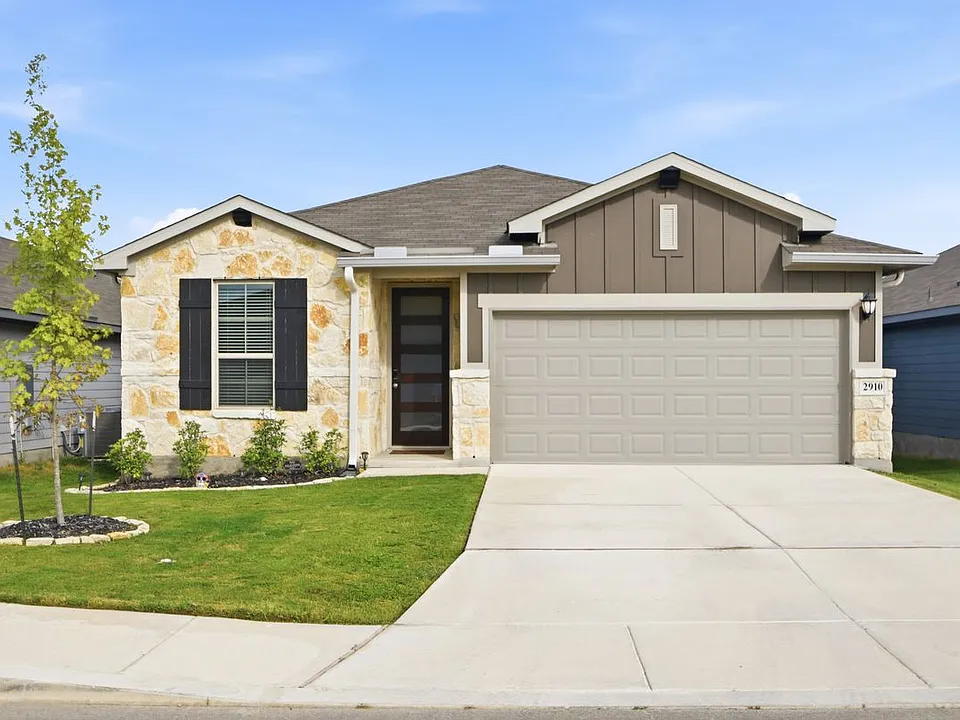 2910 Clemente Way