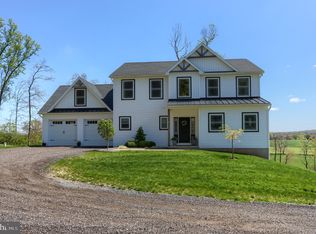 8 Ruth Rd, Denver, PA 17517