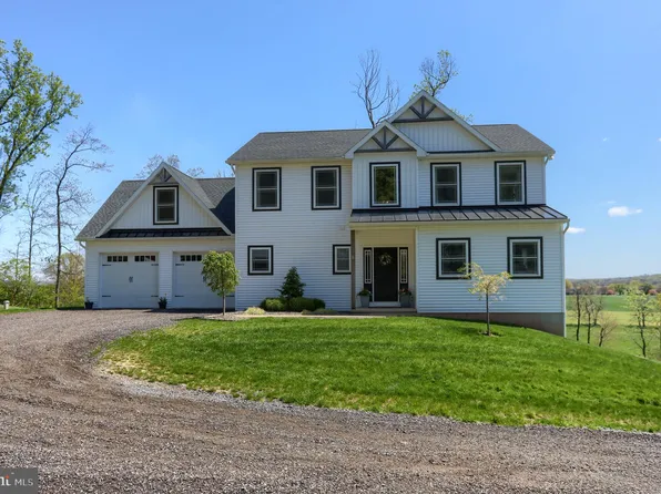 8 Ruth Rd, Denver, PA 17517