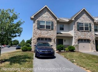 230 Melbourne Ln, Mechanicsburg, PA 17055