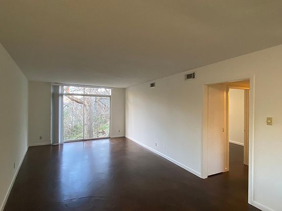 5th image of 1801 Westlake Dr #111