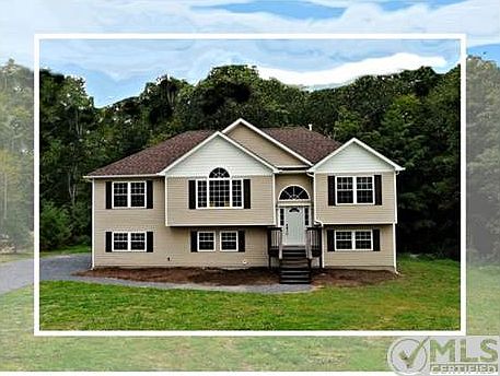 1st image of 7 Hilltop Ln