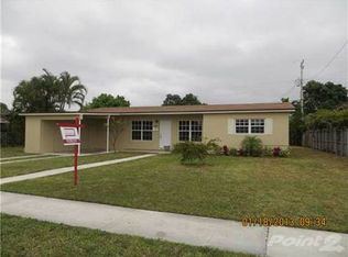 551 W 38th Pl, Hialeah, FL 33012