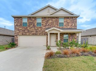 9910 Oakheath Bluff Dr, Baytown, TX 77521