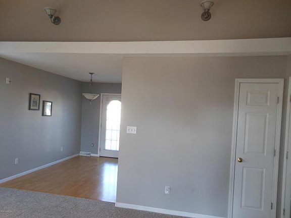 3rd image of 1911 London Way