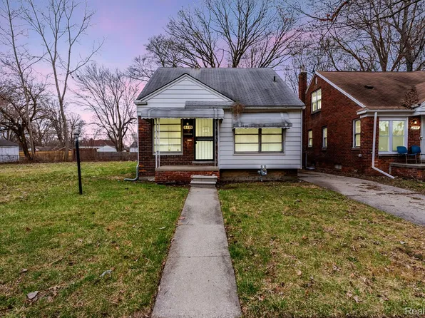 9355 Patton St, Detroit, MI 48228