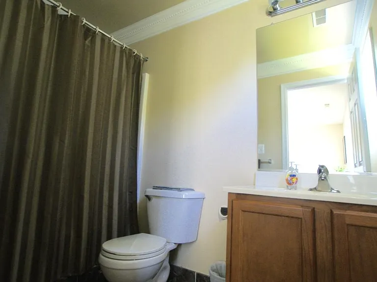 104 Eastside Ln — Photo 10