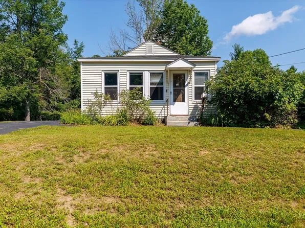 21 Munroe St, Winchendon, MA 01475