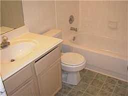 5th image of 13614 Paxton Dr