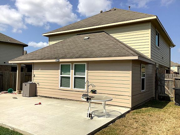 2nd image of 13714 Lacy Cove Ct