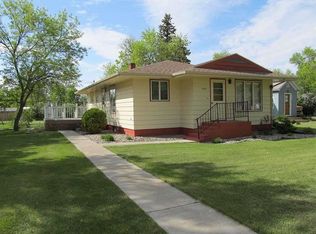 502 Main St NW, Bowbells, ND 58721