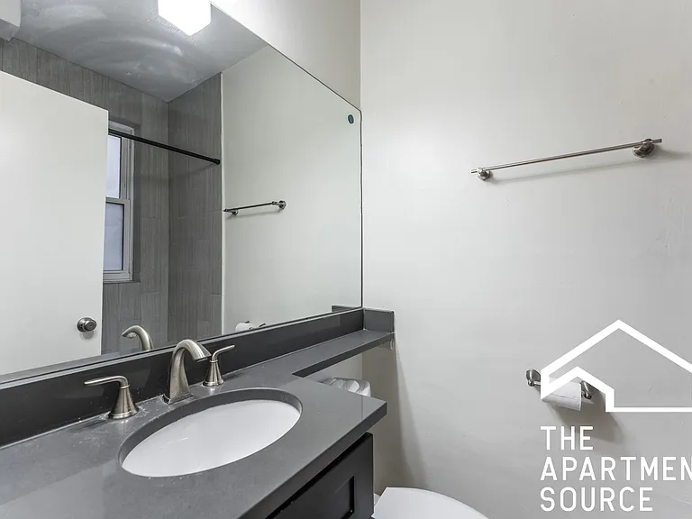 511 W Belmont Ave #2 — Photo 7