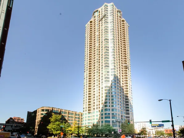 400 N La Salle St #1009, Chicago, IL 60605