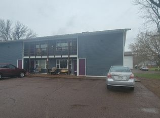 938 1st Ave #4, Chippewa Falls, WI 54729