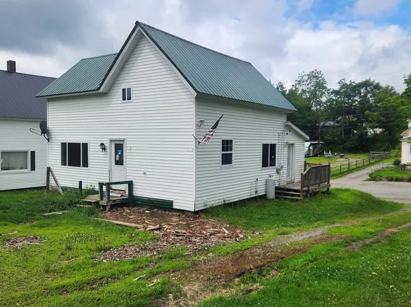56 Bowdoin Street, Millinocket, ME 04462