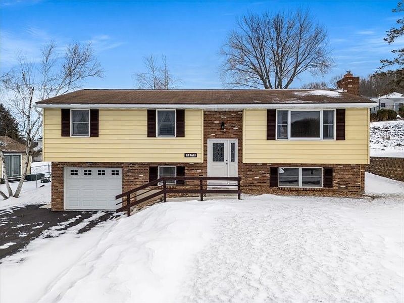 1st image of 2472 Theresa Blvd