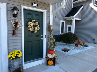 2074 Community Ln #104, Ontario, NY 14519