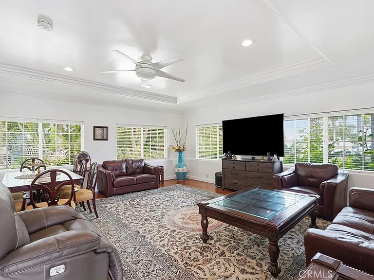 24092 Gemwood Dr — Photo 6