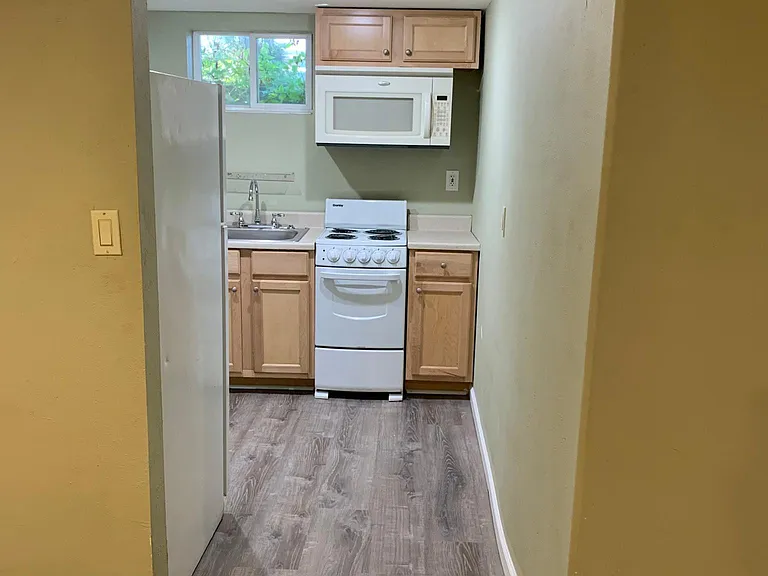 5361 E Colorado Ave — Photo 4