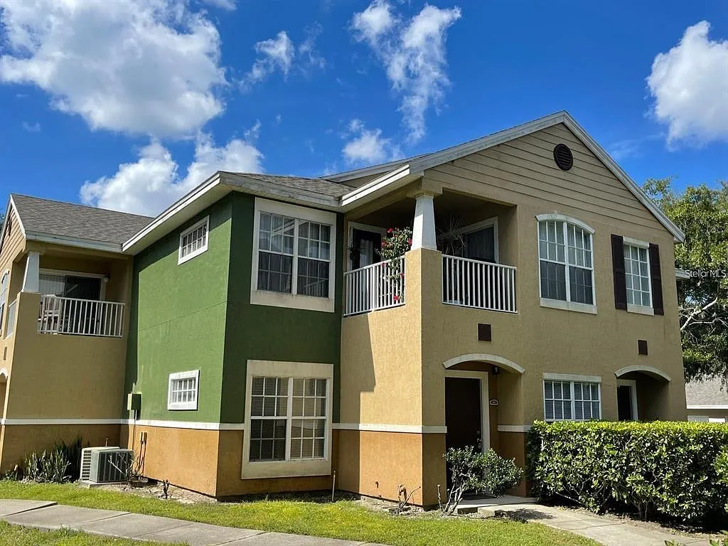 2 bed, 2.0 bath, 996 sqft, $1,700 — Photo 1