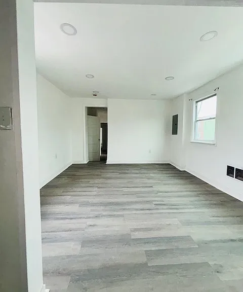 2029 E Tioga St #2 — Photo 3