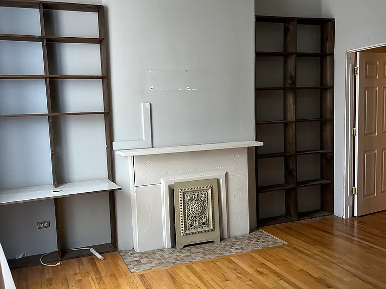 1152 N Milwaukee Ave #2R — Photo 6